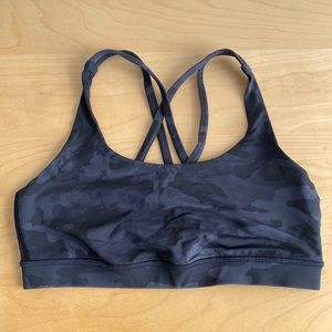 Lululemon Energy Bra Size 8 Medium Support B-D cup